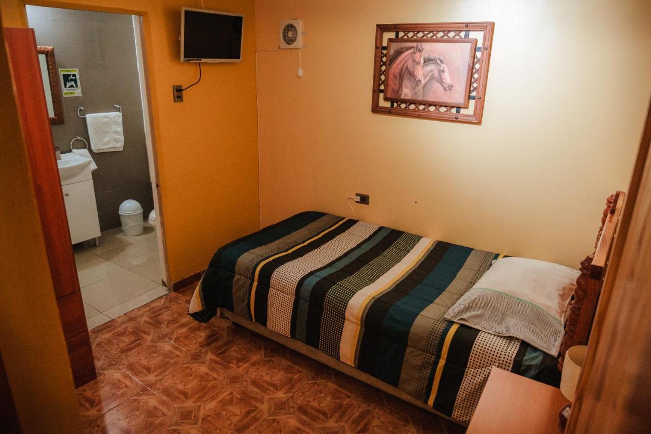 Di Giorgio Hostal Antofagasta Bagian luar foto
