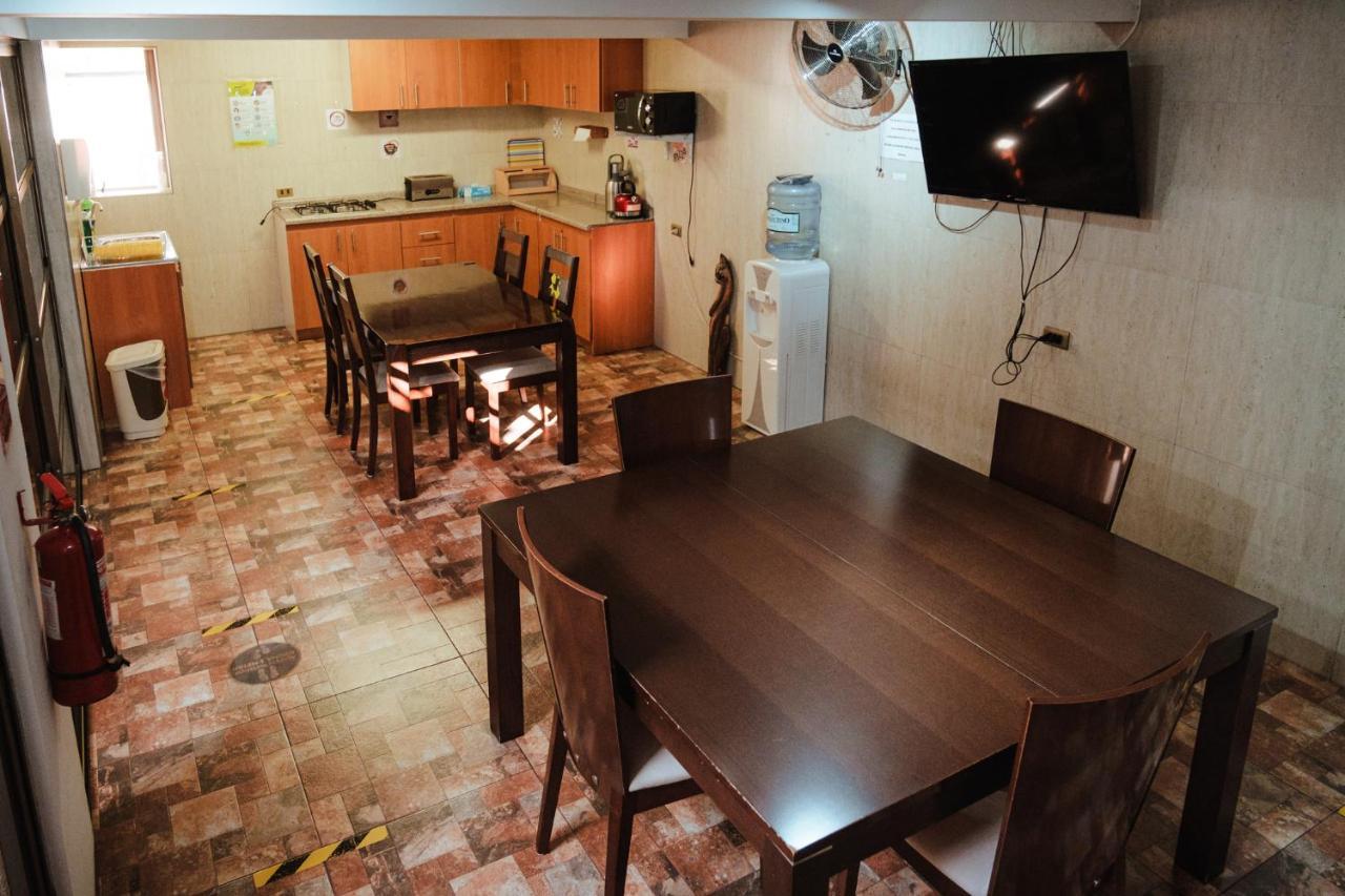 Di Giorgio Hostal Antofagasta Bagian luar foto
