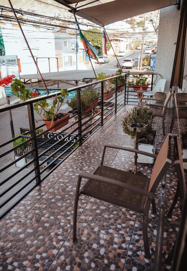 Di Giorgio Hostal Antofagasta Bagian luar foto
